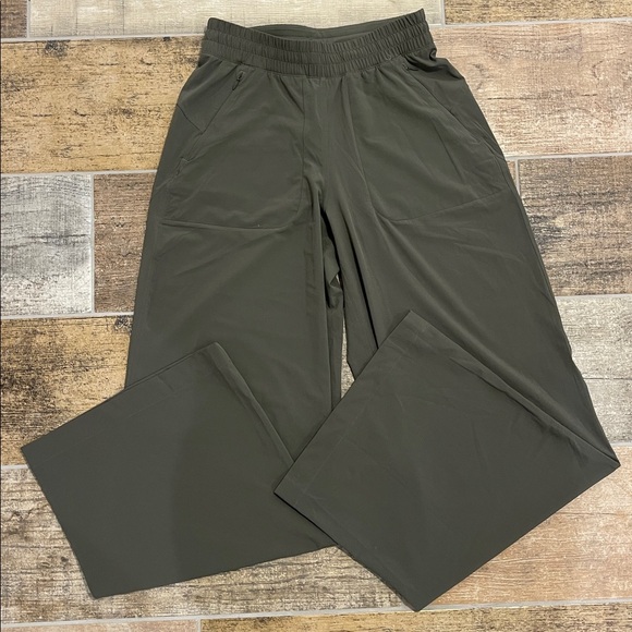 Lululemon Swift Mid Rise Wide Leg Pant Army Green Size 4 - Picture 3 of 7